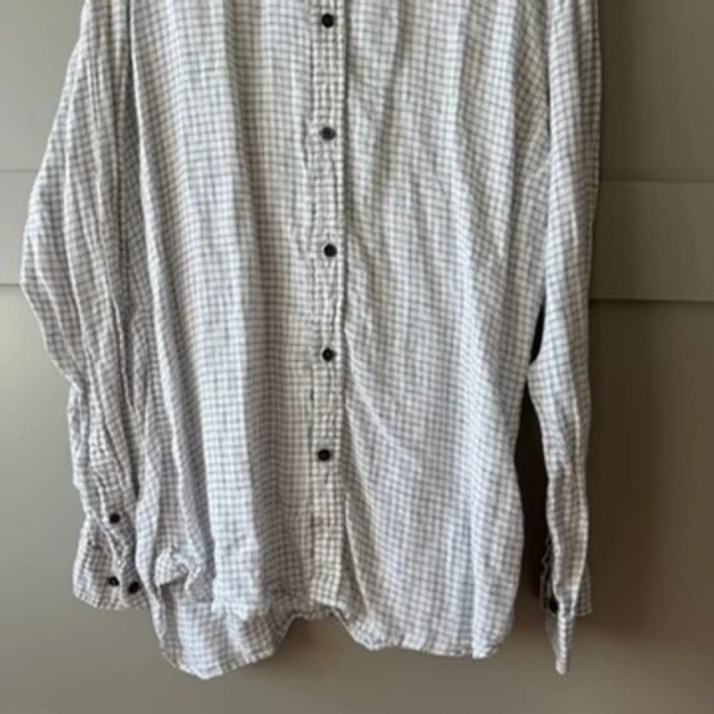 Banana Republic Button Down Shirt Men XL White Grey Windowpane Plaid Long Sleeve